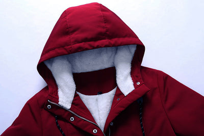 EMILIA | Warme Winterjacke mit Fell